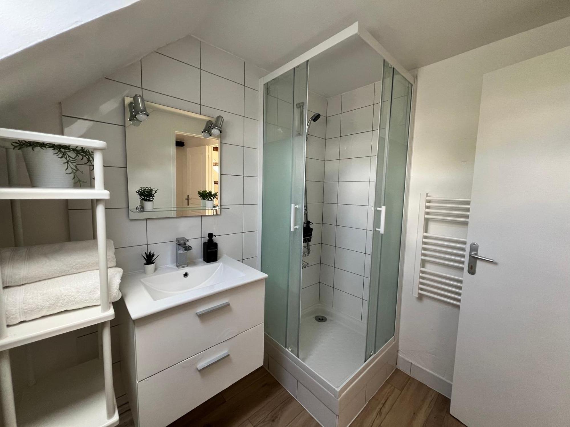 Апартаменти Appart Asterix Cdg Parc Expo Paris Chantilly Плаї Екстер'єр фото